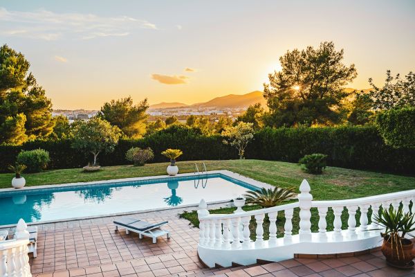 Top 5 piscines idéales pour embellir votre jardin